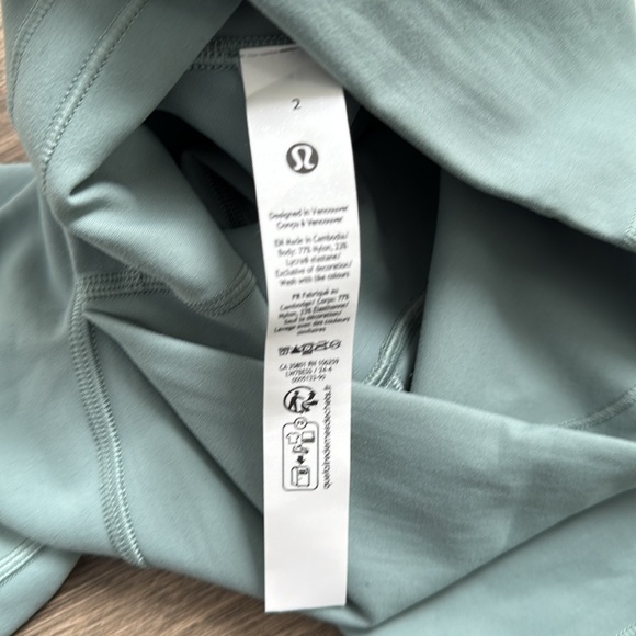 Lululemon wunder train HR short 6” - Picture 3 of 4